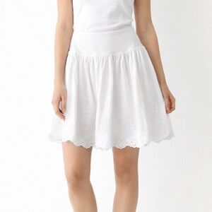 GAP White Cotton Embroidered Skirt Womens Size 4 Boho Eyelet Mini Cottagecore